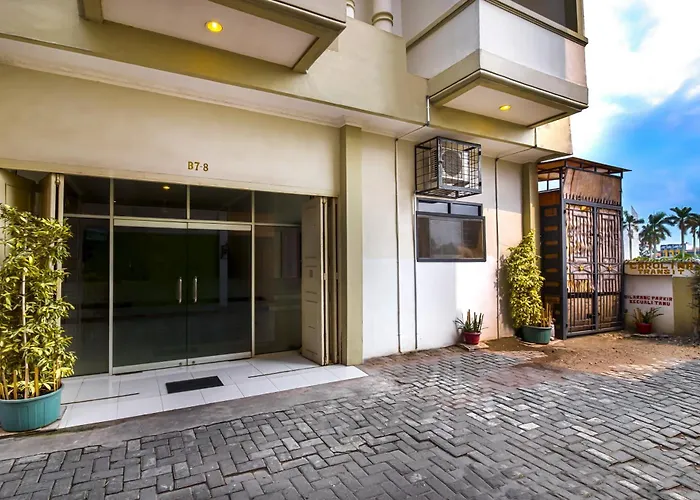 Carolina Transit Hotel Medan