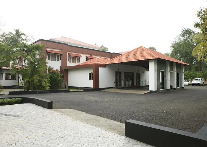 Karapuram Village Resort & Spa Mararikulam