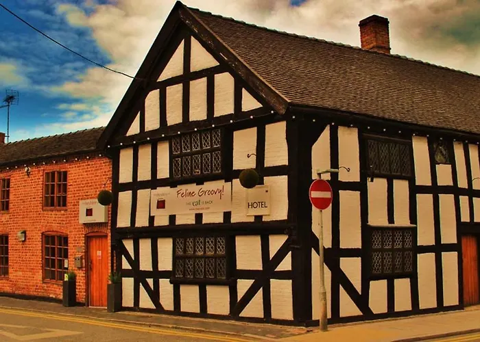 Cheshire Cat Hotel Nantwich