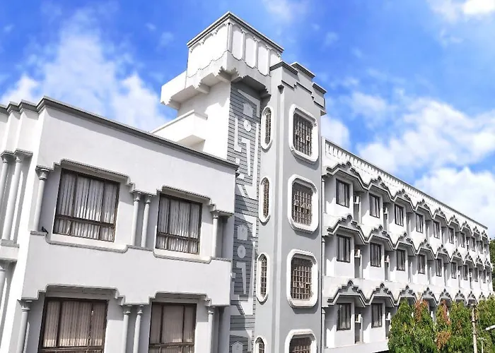 Hotel Ajanta Palace Ratlam