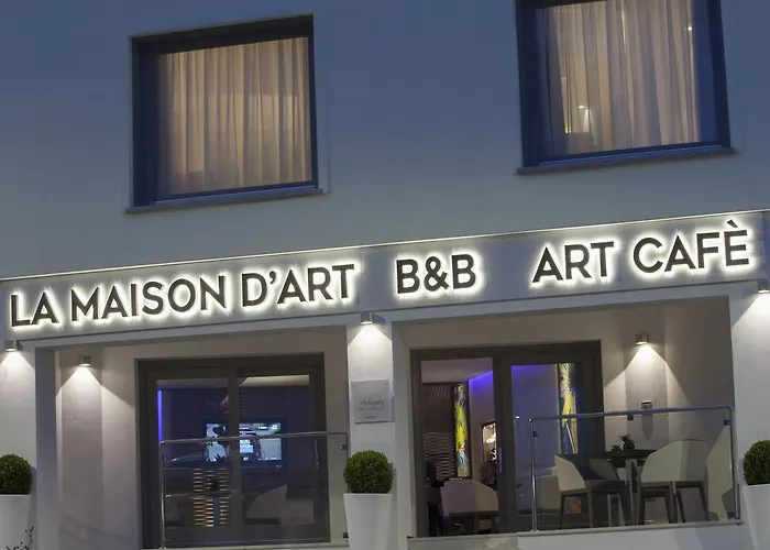 La Maison D'Art Santa Teresa Gallura