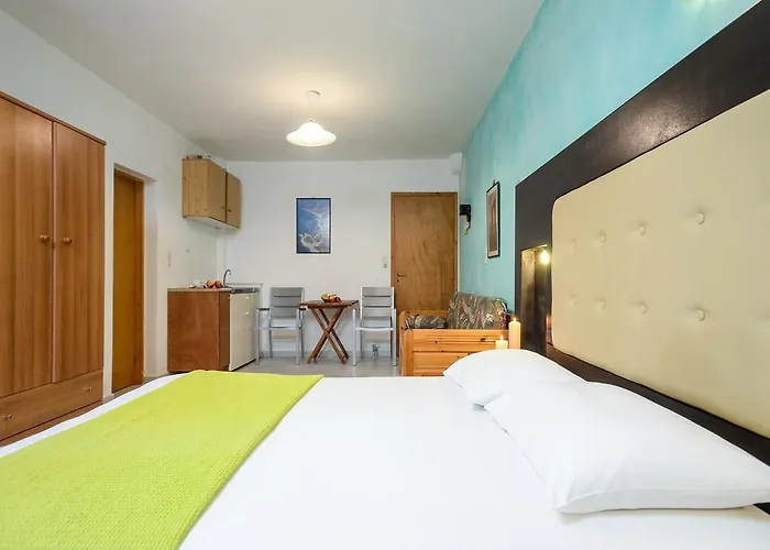 Sofia Studios Agia Anna 