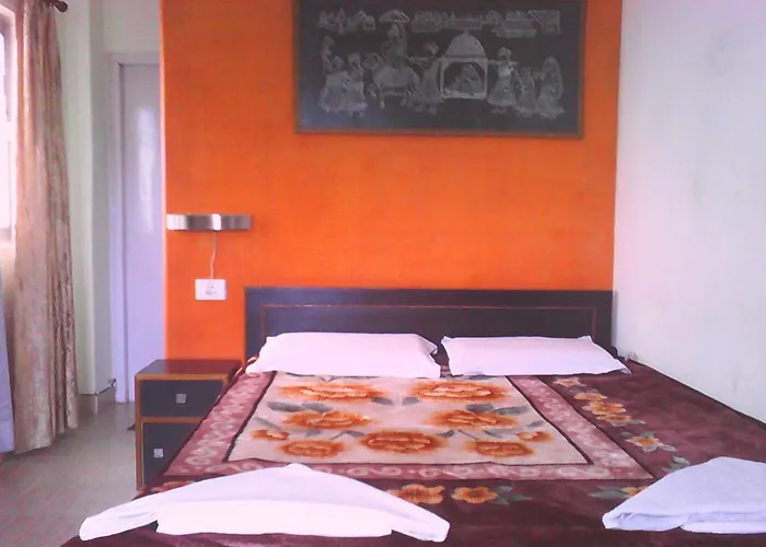 Leela Guest House Varanasi