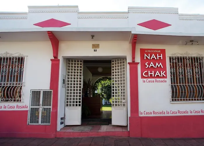 Hotel NAH SAM CHAK La Casa Rosada Tapachula