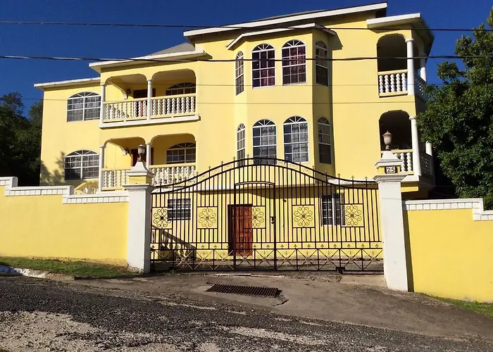 Pura Vida Jamaica Hotel Falmouth