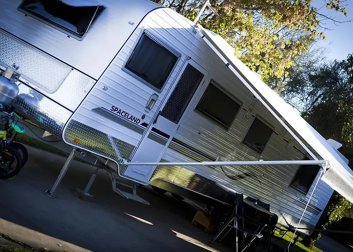 Strayleaves Caravan Park Shepparton