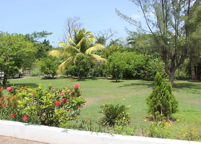 Villa Loyola Ocho Rios