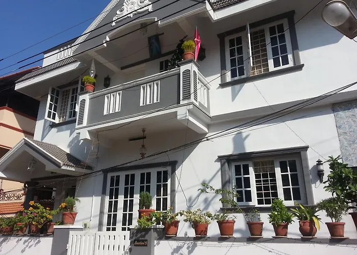 Gloria Homestay Kochi