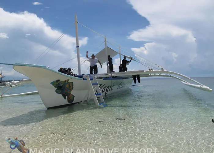 Magic Island Dive Resort Moalboal