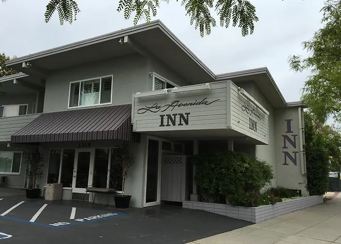 La Avenida Inn Coronado