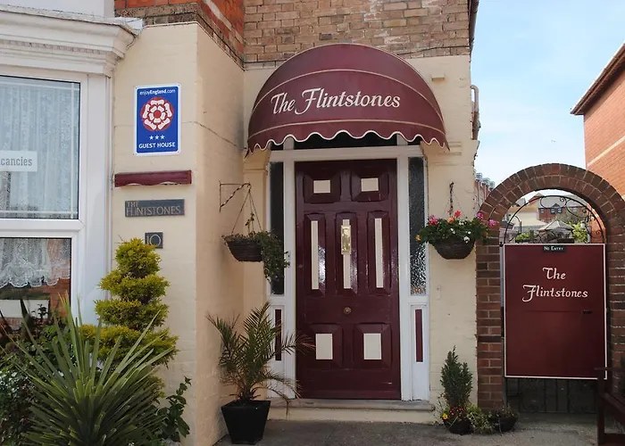 The Flintstones Guesthouse Weymouth