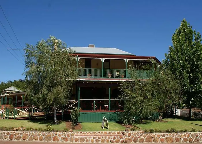 Nelsons Of Bridgetown Hotel