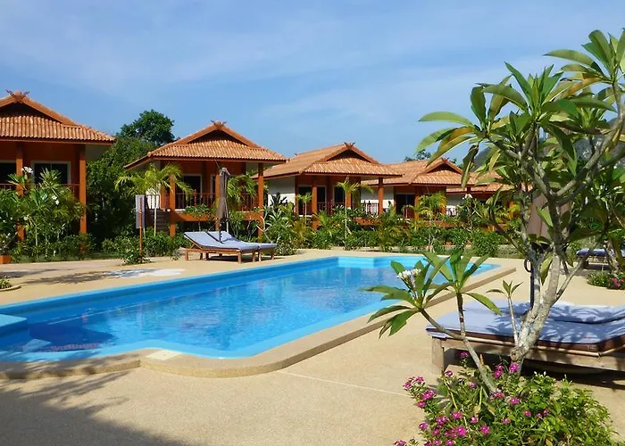 Khao Sok Jasmine Garden Resort - SHA Certified Khao Sok National Park