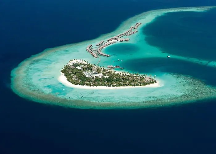Constance Halaveli Hotel Bathala Island
