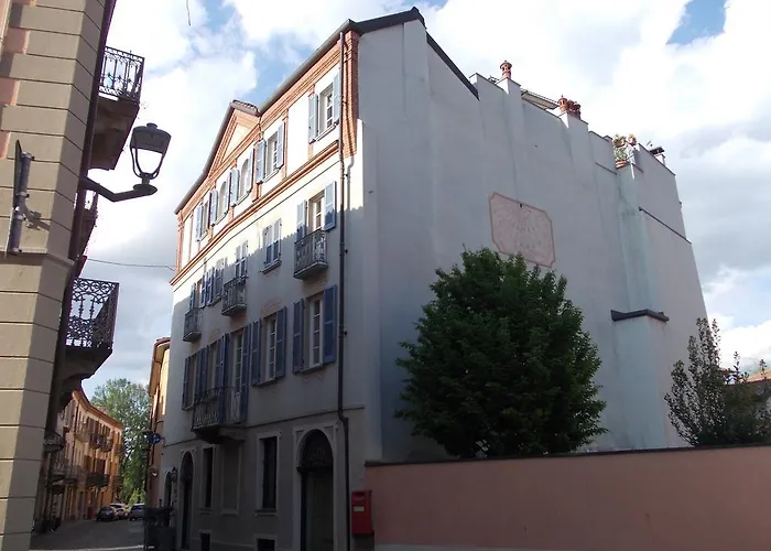 Palazzo Finati Bed & Breakfast Alba 