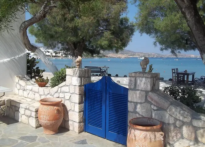 Floras Rooms Pollonia