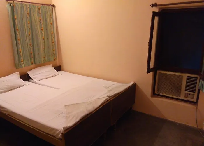 Mishra Guest House Varanasi