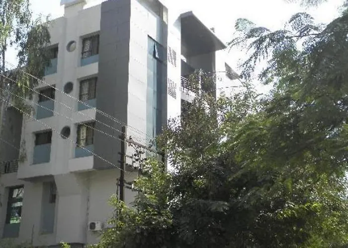 Hotel The Elite Suites Pune