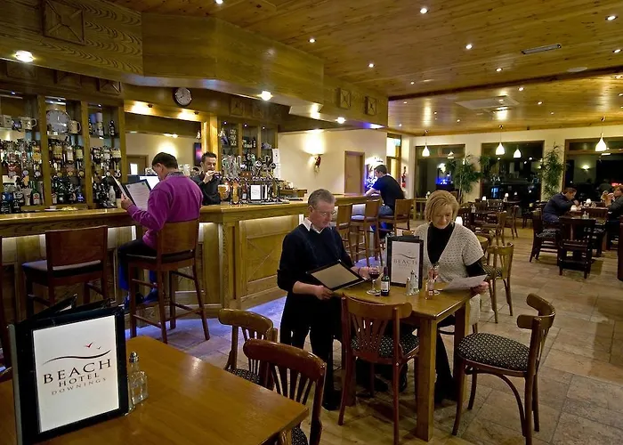 Beach Hotel & Restaurant Downings