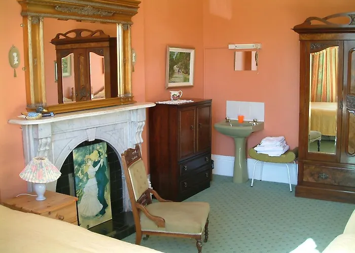 Bed and Breakfast Claremont House Dun Laoghaire