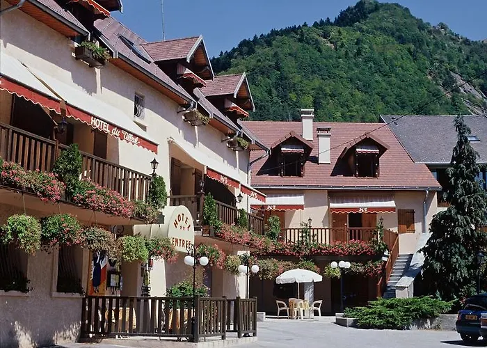 Hotel De La Poste Corps