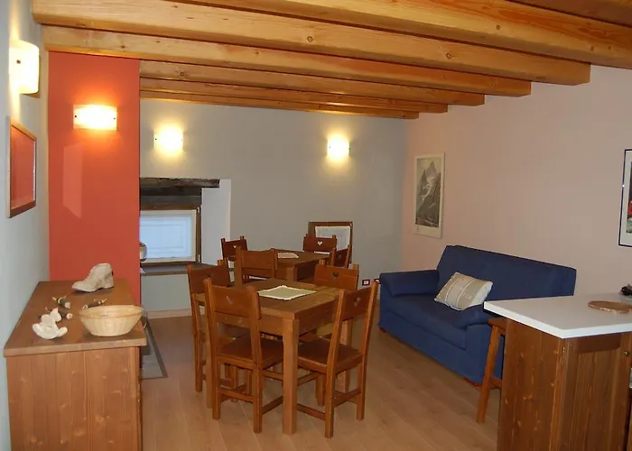 Il Nocciolo Bed & Breakfast Bard
