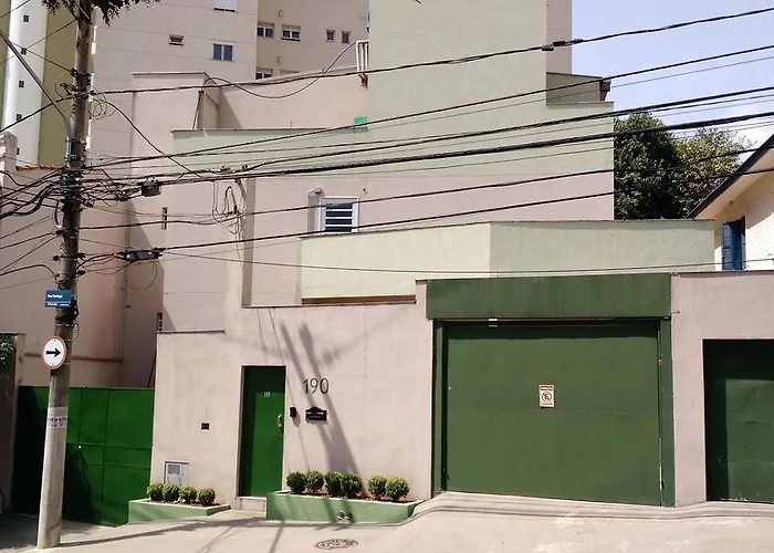 Hospedaria Lumo Domo Praça da Árvore São Paulo