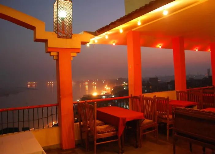 Puja Guest House Varanasi