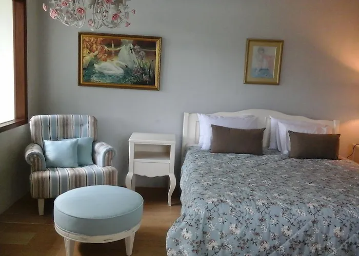 Sandalwood Boutique Guest House Lembang