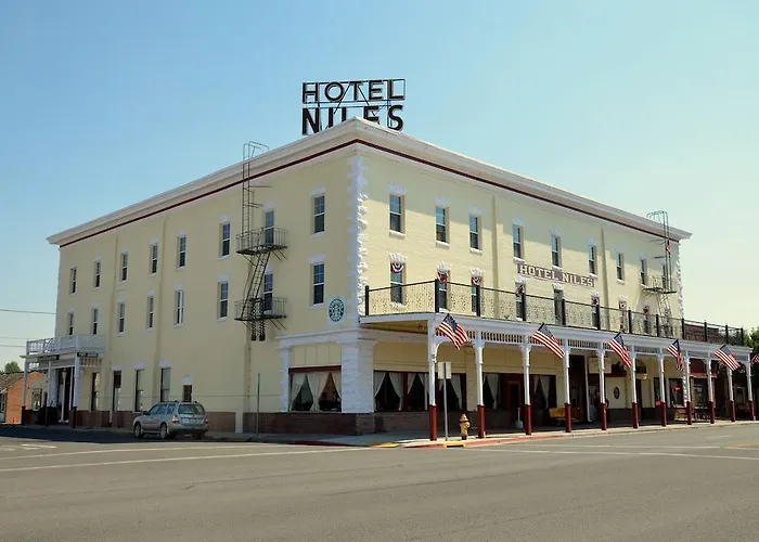 Hotel Niles Alturas