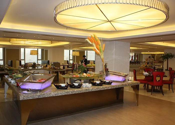 Wuhan Oriental Jianguo Hotel