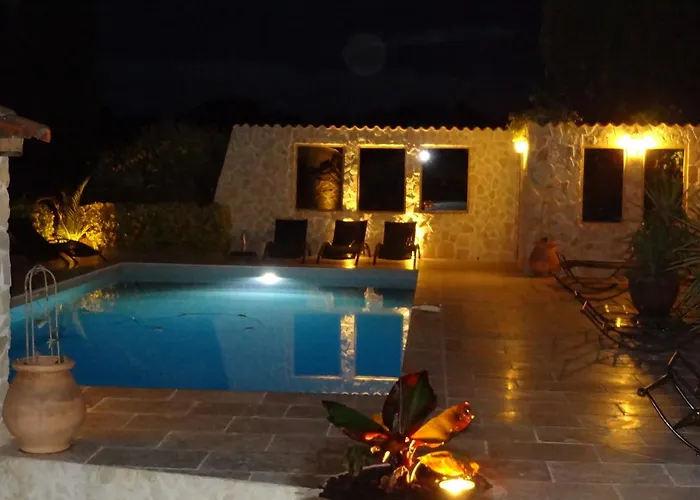 Bed and Breakfast La Bastide de Font Clarette à Six-Fours-les-Plages