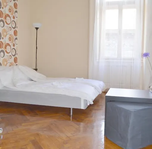 Synagogue Central Guest House Budapest