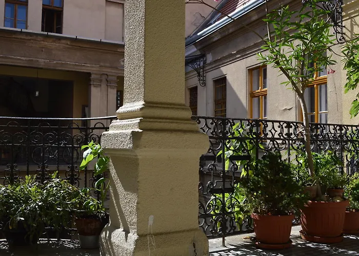 Synagogue Central Guest House Budapest