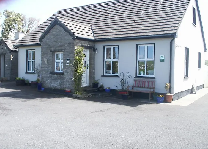 Toomullin House Accommodation Doolin