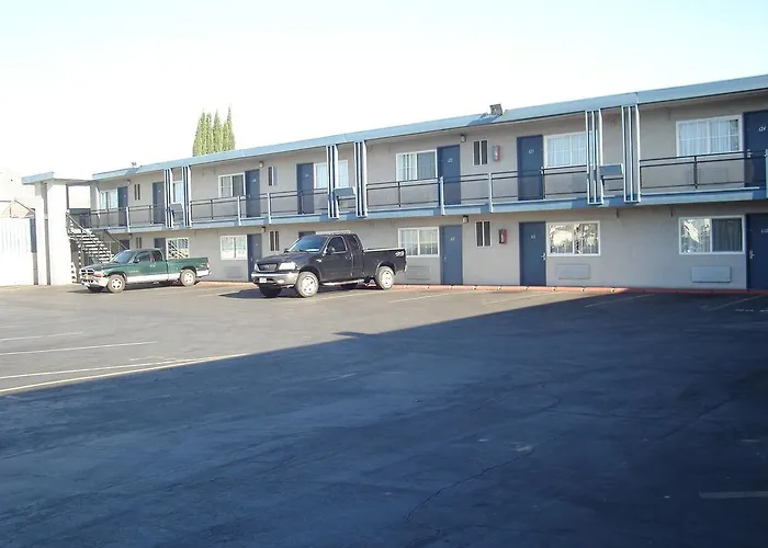 Economy Inn Antioch