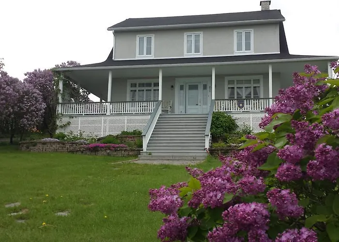 Auberge Gite Maison Des Lilas La Malbaie