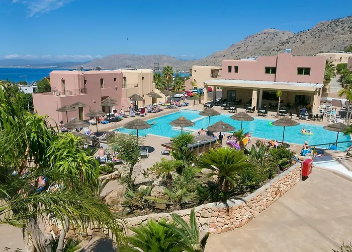 Finas Hotel Pefki 