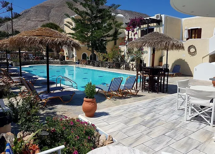 Ira Apartments Kamari 