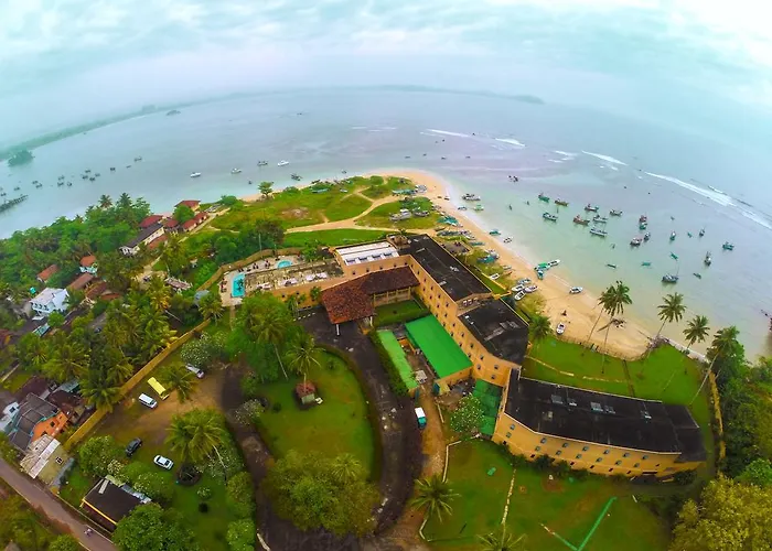 Fishermans Bay Weligama