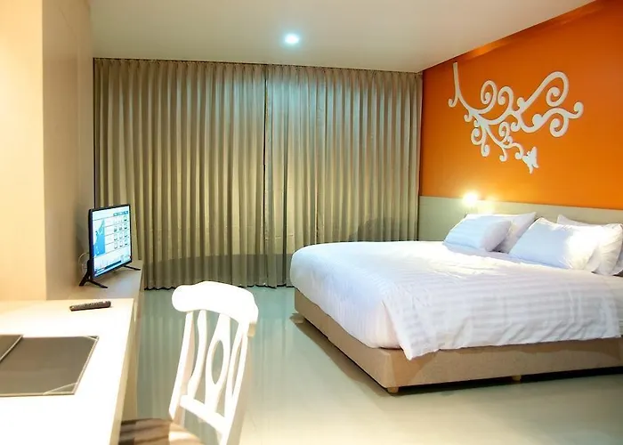 Aspira Petchkasem Hotel กรุงเทพมหานคร