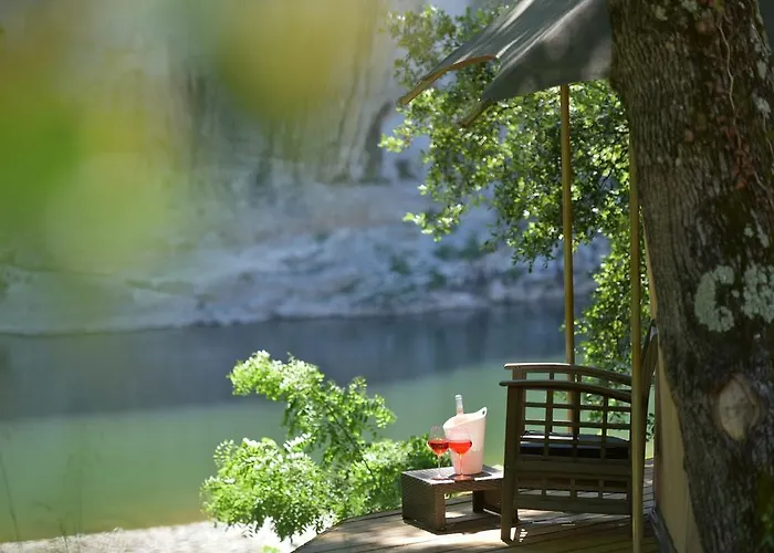 Prehistoric Lodge - Adult Only Vallon-Pont-dʼArc