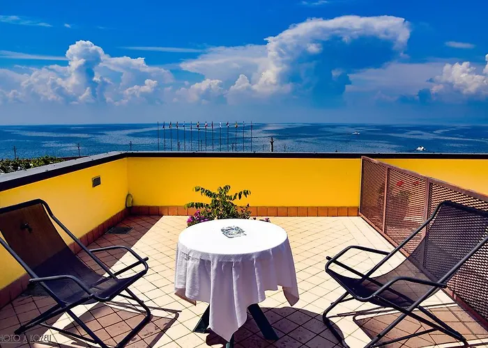 Hotel Ristorante Miralago Garda 