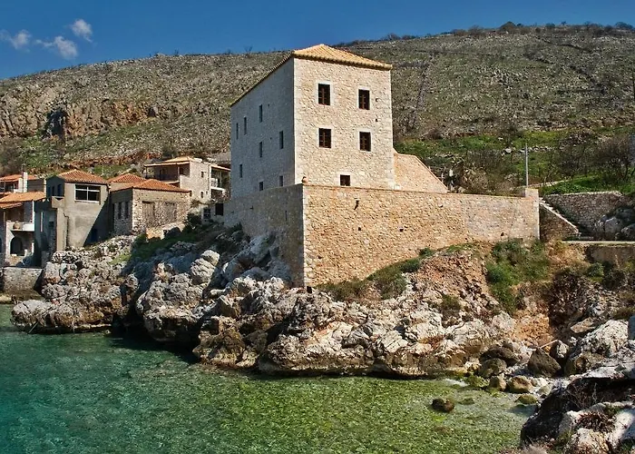Mavromichalai Hotel Limeni