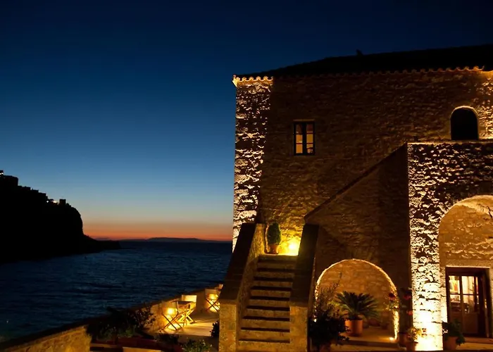 Mavromichalai Hotel Limeni