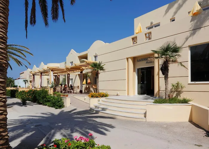 Lambrinos Suites Platanés