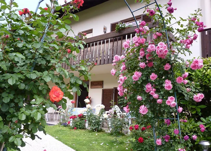 Hotel Garni Rebhof Nals