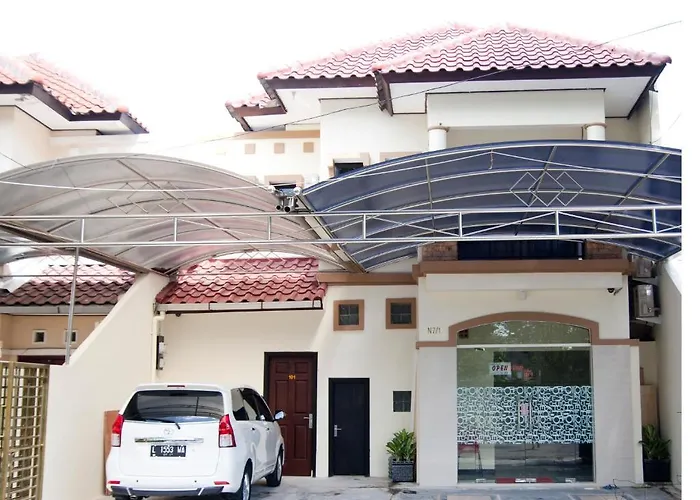 Galaxy Guest House Surabaya