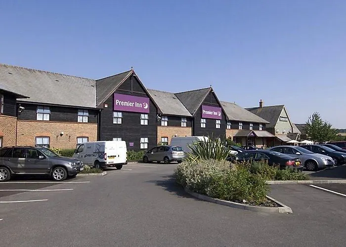 Premier Inn Premier Inn Salisbury North Bishopdown