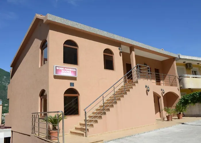 Rooms & Apartments Dobrotski Dvori Kotor